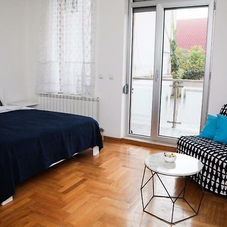 Mikele Leilighet Beograd Eksteriør bilde